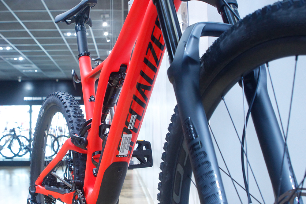 Specialized-Bicycle-Components_Fahrrad_Mastercam-2